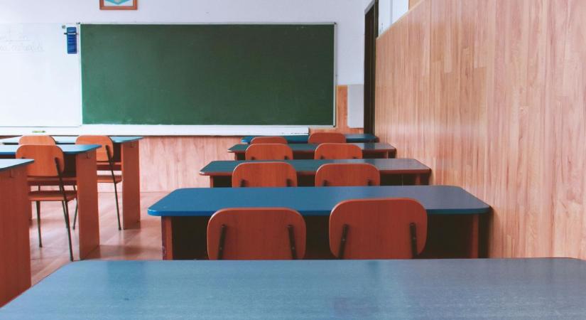 Iskolai tragédia: az osztálytársai szeme láttára kapott szívinfarktust a 17 éves tinédzser