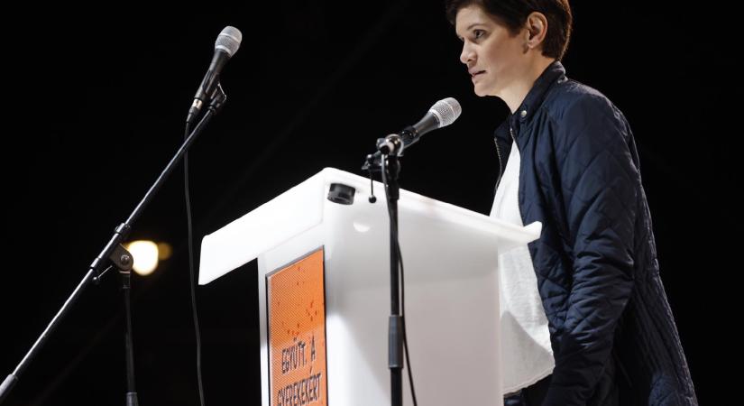 Pottyondy Edina: „Nem hiszem el, hogy 2025-ben a kényszeremigráción kell agyalnom”.
