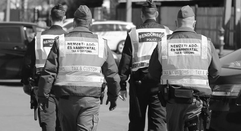 Cigarettamaffiát lepleztek le Magyarországon – moldáv-román állampolgároknál futottak össze a szálak (VIDEÓ)