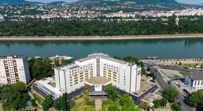 Napfényes-kellemes belső terek, hatalmas terasz, remek konyha és wellness – Teszteltük a megújult Danubius Hotel Heliát