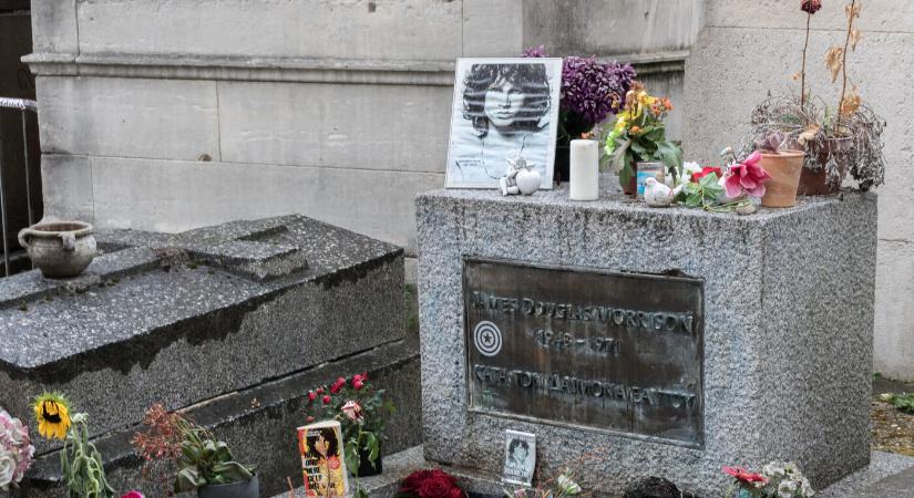 Amire senki nem számított, hogy előbukkan: Jim Morrison mellszobra