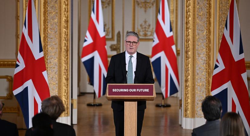 Behódolás, visszasunnyogás – durva reakciók Keir Starmer brexitpuhító alkujára