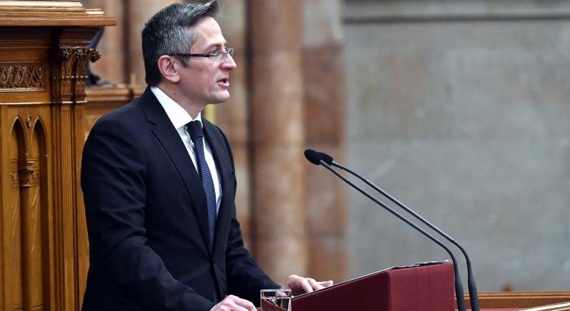 A parlamentben is előkerültek a költségvetés nagy aknái