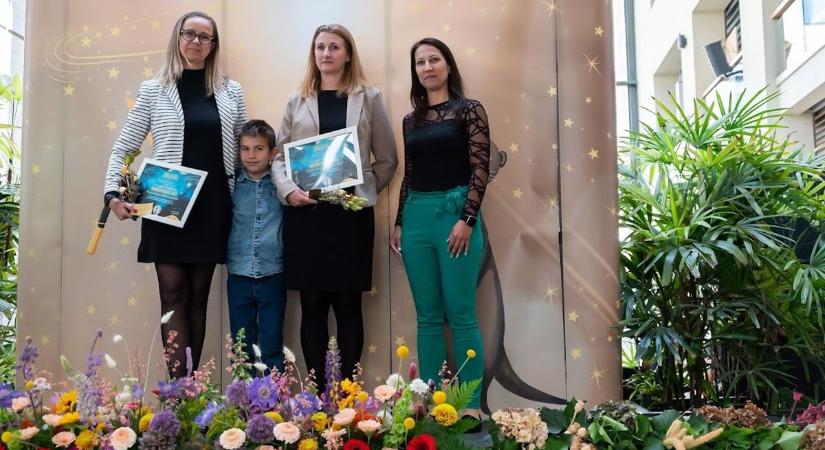 Két bajai tanító is Varázspálca díjat kapott a diabéteszes gyermekek ellátásáért