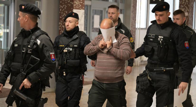 Nyolc évet kapott az exrendőr, aki agyonvert egy hajléktalant Kassán