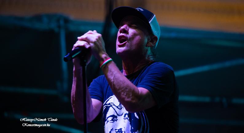 Ismét Budapesten játszik nyár elején az Ugly Kid Joe