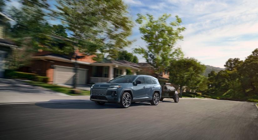Újramixelik a slágert: jövőre érkezik az új Toyota RAV4