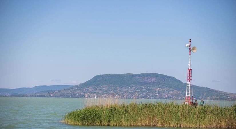 Közvetlen buszjárat indul a Balatonra a baranyai városból