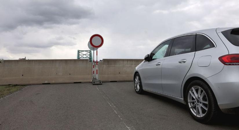 A szlovák–magyar határátkelőkön keddtől nagyot változott valami!