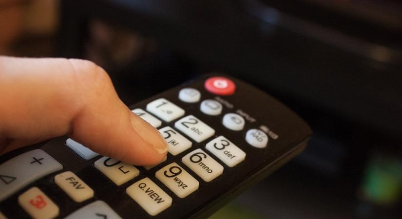 Durva verekedés a börtönben a távirányító miatt