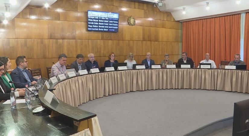 Androvicsné Tóth Éva kapja a Pongrácz Sándor kitüntetést