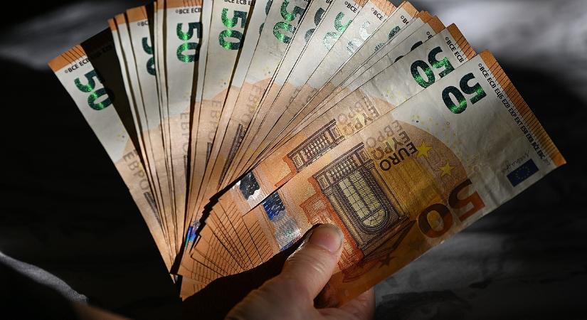 Egy rakás pénzt hagyna a cégek zsebében egy új javaslat