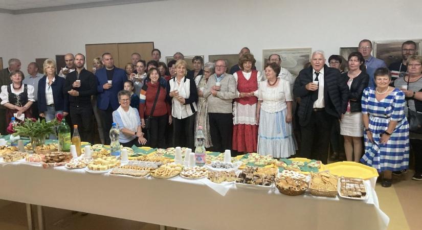 Amatőr színjátszók találkozója Balatonalmádiban
