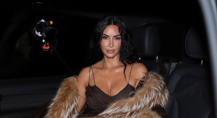 6 év után jogi diplomát szerzett Kim Kardashian