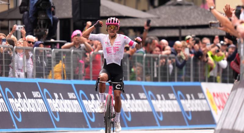 Richard Carapaz nyerte a Giro tizenegyedik szakaszát