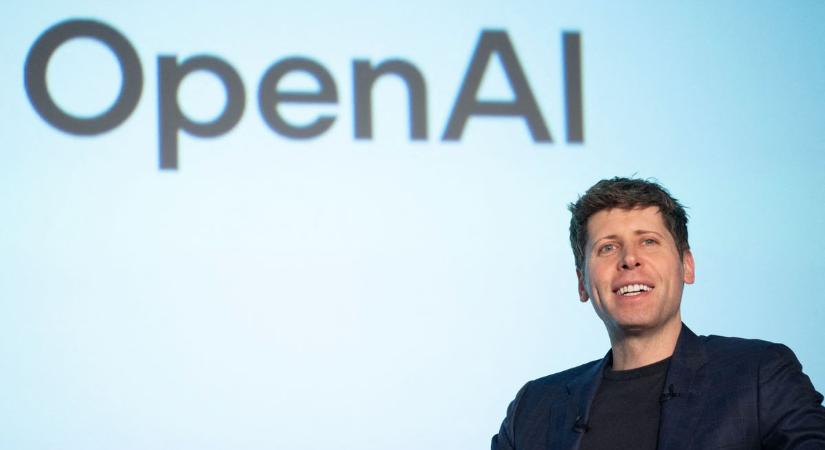 Az OpenAI nagy bevásárlást tartott: az Apple egykori kulcsembere mostantól a ChatGPT fejlesztőjének dolgozik