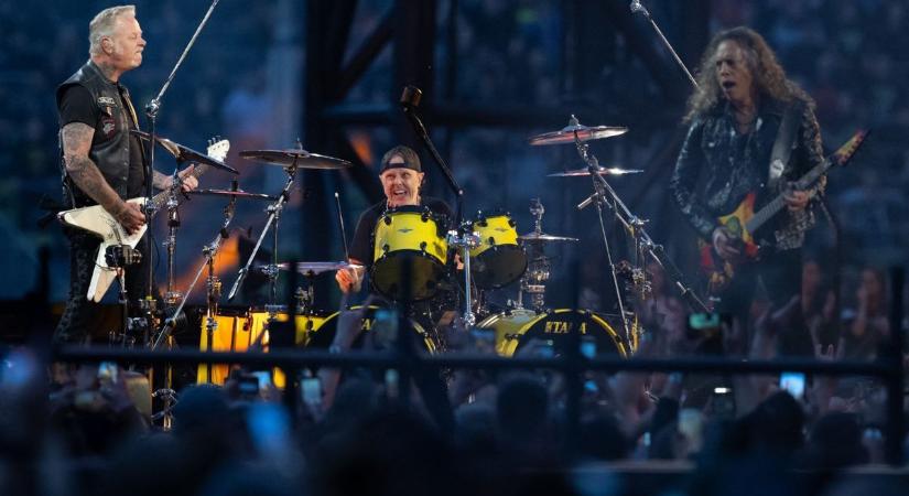 Dupla koncerttel jön jövőre Budapestre a Metallica
