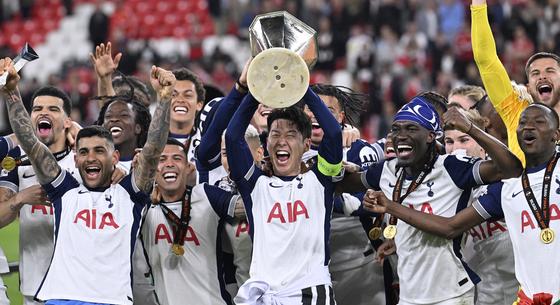 Kínos helyzetbe került az UEFA, nem jutott minden Tottenham-játékosnak érem