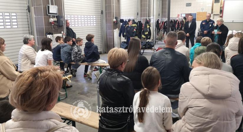 Dorogi diákokat is díjaztak „A jövő tűzvédelme” című alkotói pályázaton