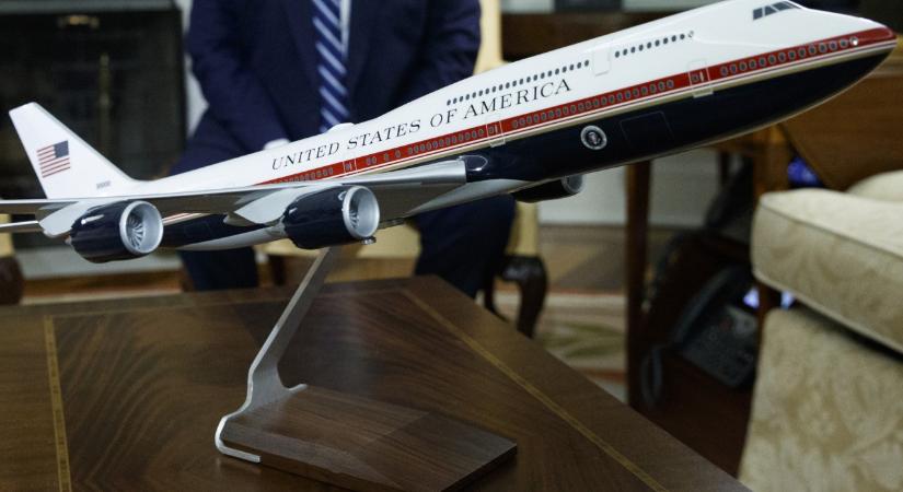 Elfogadta az ajándékba kínált katari 747-est az USA kormánya