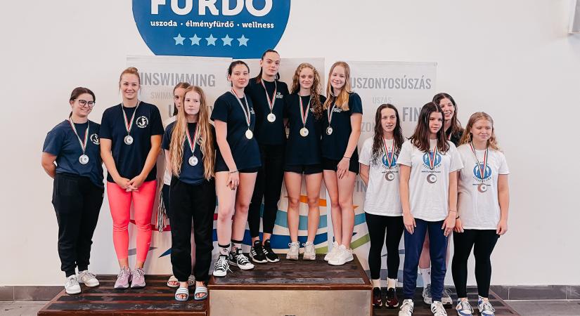 Nyolc bajnoki címet szereztek a BÁCSVÍZ KVSC búvárúszói a hétvégi versenyen