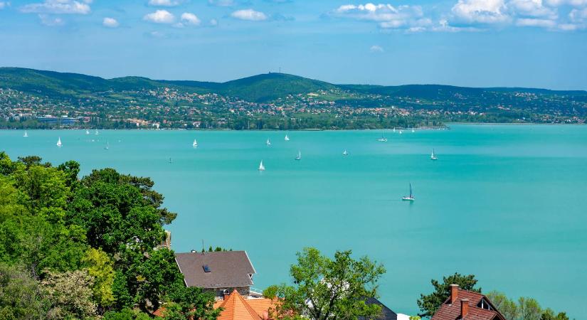 Akár ön is lecsaphat rá: aprópénzért árusítják egy Balaton-felvidéki település telkeit