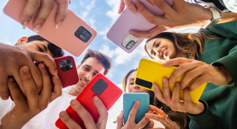 Milyen színű a telefonod? Ezt árulja el Rólad egy tanulmány szerint