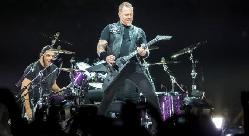 Kétestés koncertet ad a Puskásban a Metallica