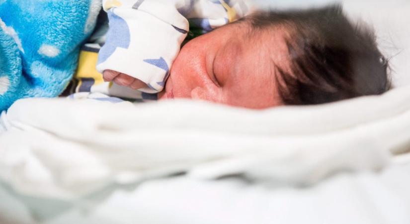 Tömegével törölhetnek most még adható keresztneveket, ha átmegy Kósa Lajos javaslata
