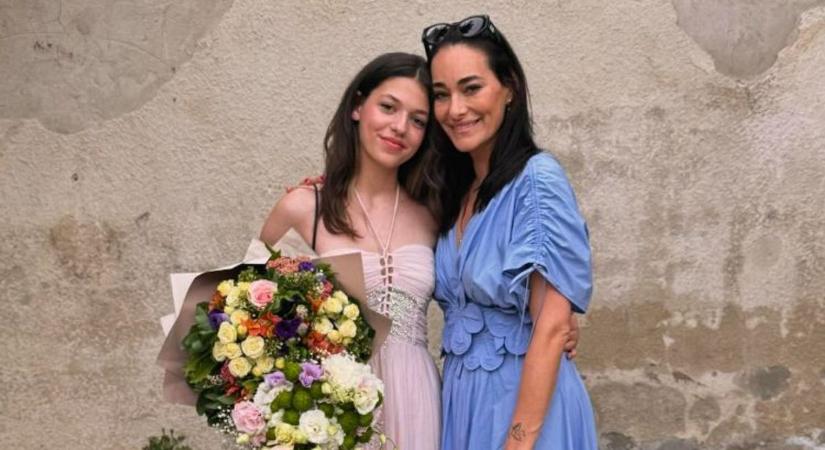 Sokkot kapott Görög Zita az M7-es autópályán, nézd meg miért