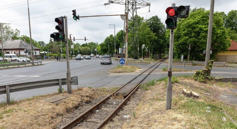 Végre indul az átépítés, hamarosan jönnek a terelések a Hét vezér utcai csomópontban