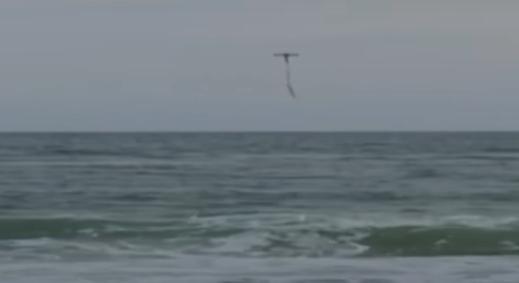 Drónnal mentette meg egy floridai horgász egy fuldokló lány életét – videó