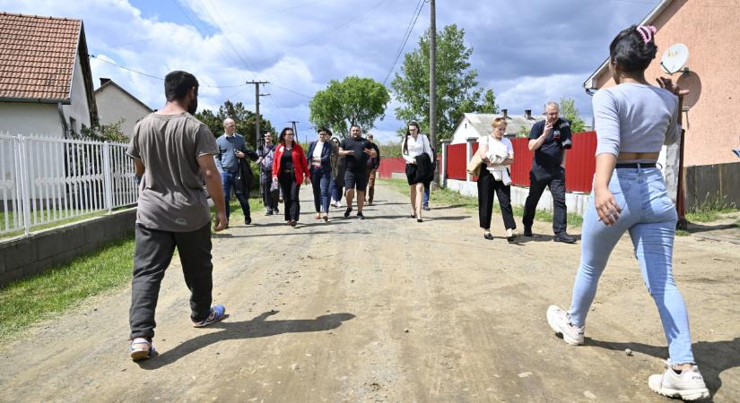 Sikeres a roma felzárkóztatási program Debrecen környékén – interjú Csiszár Eszterrel