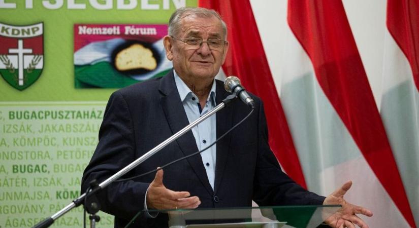 Fogadóórát tart Lezsák Sándor