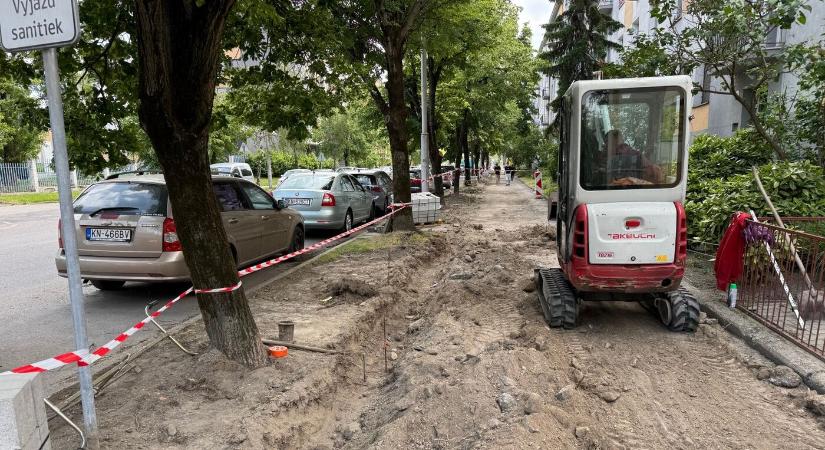 Folytatódik a komáromi kerékpárutak építése – a vasútállomástól is biztonságosan kerekezhetünk majd