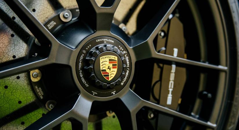 A Porsche befektetőinek haragja már a CEO-t is utolérte