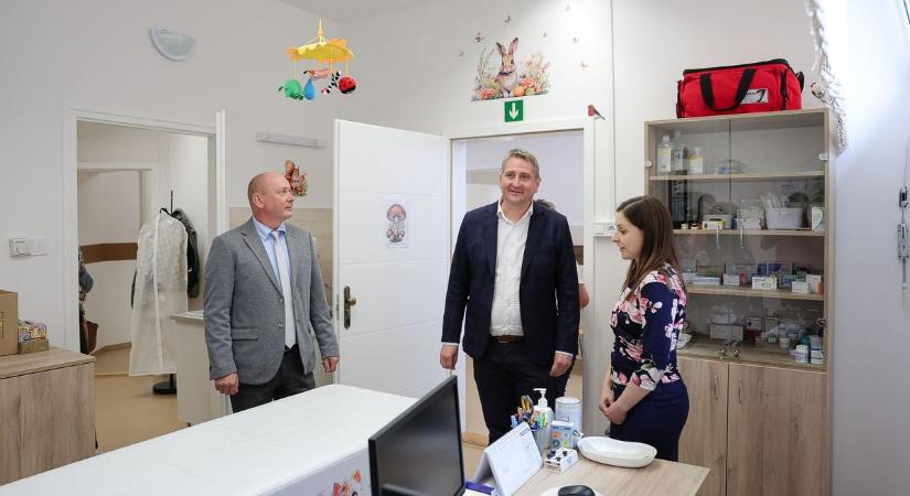 Új gyermekorvosi rendelőt alakítottak ki Egerben  videó