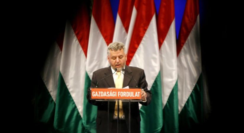 Lánczi András: Akik most el akarják zavarni Orbán Viktort, fizessék ki a rezsicsökkentésnek köszönhető megtakarításokat