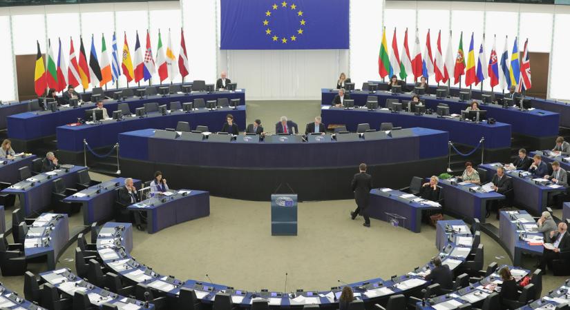 Az Európai Parlament újabb vámokat vetett ki orosz és belorusz termékekre