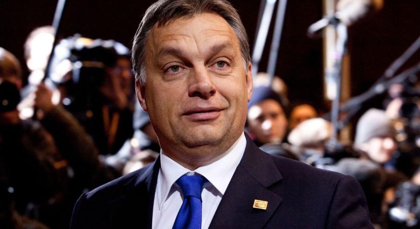 Így néz ki Orbán Viktor édesanyja, megjelent a ritkán látott nő fiával egy fotón