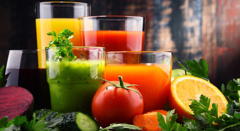 Arany színű tej és zöld turmix: italok, amik extra energiával tölthetnek fel bennünket