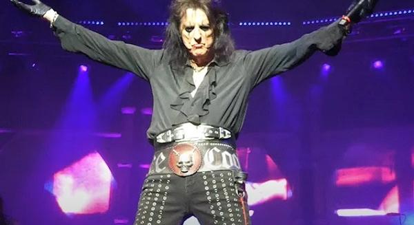 Alice Cooper: "sosem fogom megunni a turnézást"