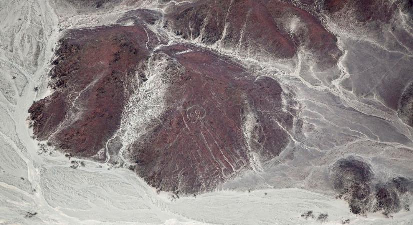 Rendkívüli idegen alakot szúrtak ki a Nazca-vonalak között, rettenetes lehet a megfejtés