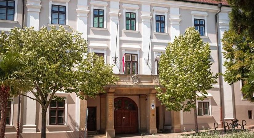 Öregdiák találkozóra készül a gimnázium