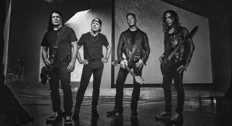 Duplakoncerttel jön Magyarországra a Metallica