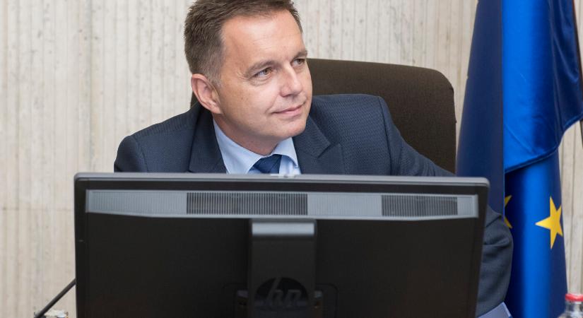 Szabadságvesztés kiszabását javasolja az ügyész Peter Kažimírra