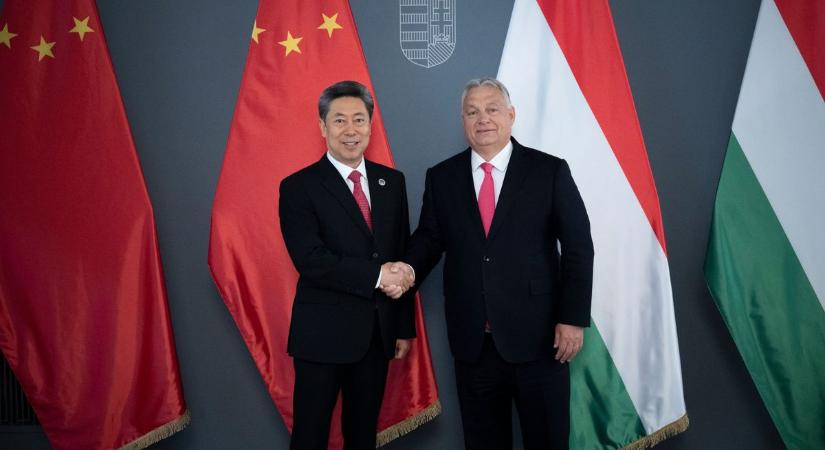 A magyar miniszterelnök Csen Ven-csinggel tárgyalt Budapesten