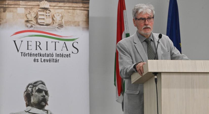 Szakály Sándor: Antall József nem feledkezett meg a határon túli nemzettársakról