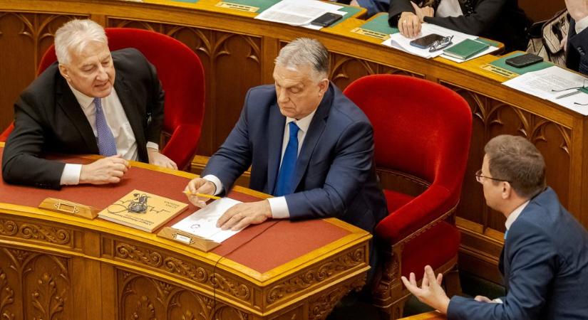 Török Gábor: Orbán Viktornak érdeke leginkább gondolkodni azon, hogy kinek adja át a miniszterelnök-jelöltséget