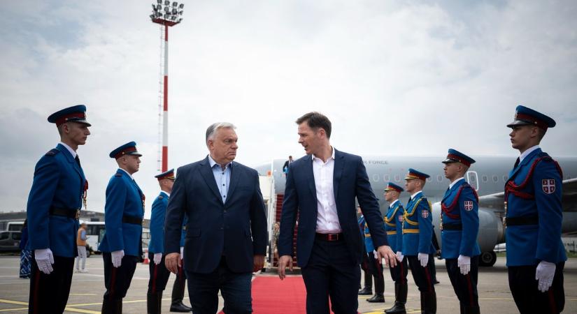 Fontos fejlesztésről egyeztetett Orbán Viktor Belgrádban